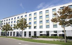 Holiday Inn Express Augsburg, An Ihg Hotel